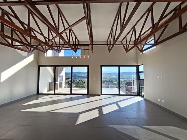 4 Bedroom Property for Sale in Hartenbos Heuwels Western Cape